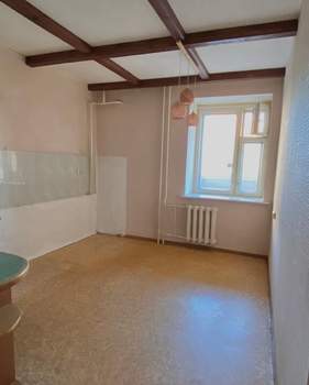 3-к квартира, вторичка, 83м2, 1/9 этаж