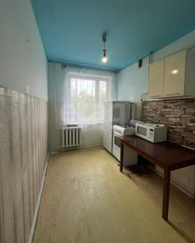 2-к квартира, вторичка, 43м2, 1/9 этаж