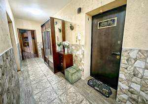 2-к квартира, вторичка, 64м2, 6/10 этаж