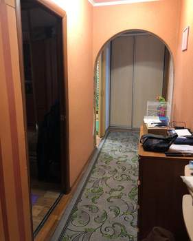 3-к квартира, вторичка, 63м2, 1/9 этаж