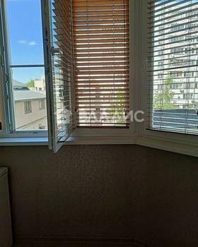 3-к квартира, вторичка, 81м2, 2/10 этаж