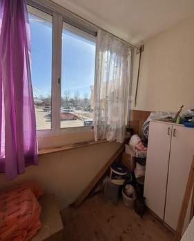 2-к квартира, вторичка, 57м2, 1/3 этаж