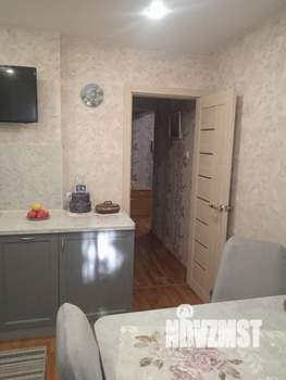 2-к квартира, вторичка, 61м2, 1/10 этаж