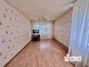 4-к квартира, вторичка, 74м2, 9/9 этаж