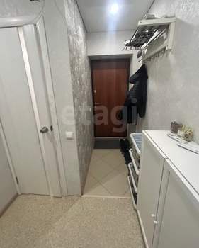 3-к квартира, вторичка, 60м2, 2/2 этаж