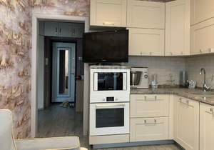 1-к квартира, вторичка, 42м2, 8/10 этаж