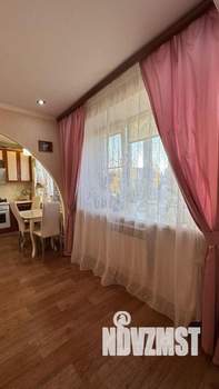 2-к квартира, вторичка, 44м2, 1/4 этаж