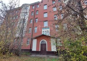 2-к квартира, вторичка, 64м2, 2/5 этаж