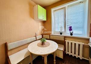 2-к квартира, вторичка, 42м2, 1/5 этаж