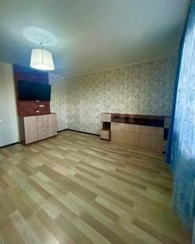 3-к квартира, вторичка, 81м2, 1/5 этаж