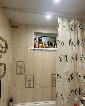 2-к квартира, вторичка, 43м2, 1/5 этаж