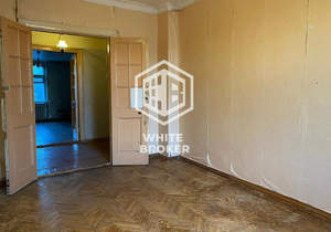 3-к квартира, вторичка, 82м2, 1/3 этаж