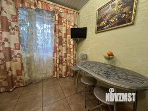 3-к квартира, вторичка, 68м2, 1/5 этаж