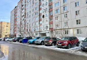 2-к квартира, вторичка, 51м2, 1/10 этаж