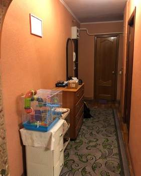 3-к квартира, вторичка, 63м2, 1/9 этаж