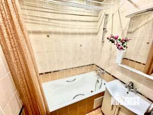 2-к квартира, вторичка, 61м2, 2/10 этаж