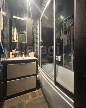 3-к квартира, вторичка, 60м2, 1/2 этаж