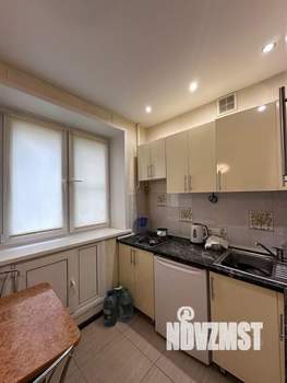 2-к квартира, вторичка, 40м2, 1/5 этаж