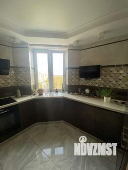 2-к квартира, вторичка, 61м2, 8/17 этаж