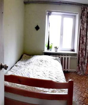 4-к квартира, вторичка, 60м2, 1/9 этаж