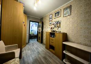 3-к квартира, вторичка, 55м2, 1/2 этаж