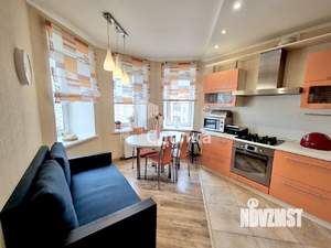 2-к квартира, вторичка, 64м2, 9/9 этаж