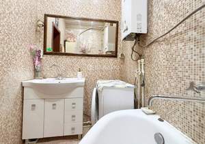 2-к квартира, вторичка, 63м2, 1/2 этаж