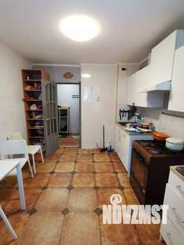 3-к квартира, вторичка, 74м2, 1/10 этаж