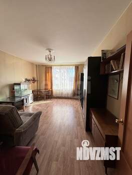 2-к квартира, вторичка, 57м2, 1/3 этаж