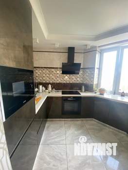 2-к квартира, вторичка, 61м2, 8/17 этаж