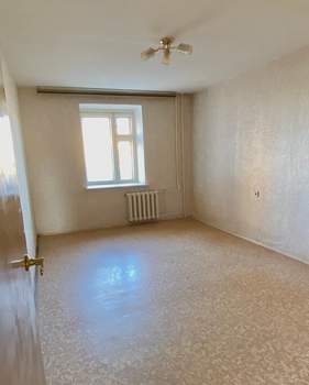 3-к квартира, вторичка, 83м2, 1/9 этаж