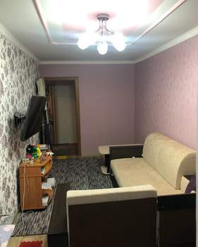 3-к квартира, вторичка, 63м2, 1/9 этаж