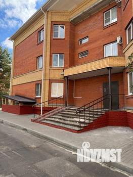 5-к квартира, вторичка, 176м2, 3/3 этаж