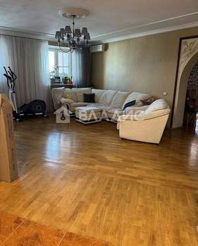 4-к квартира, вторичка, 159м2, 5/9 этаж