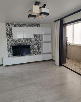 1-к квартира, вторичка, 41м2, 1/4 этаж