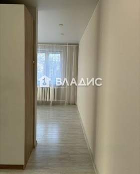 2-к квартира, вторичка, 43м2, 3/5 этаж