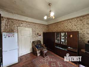 3-к квартира, вторичка, 61м2, 1/1 этаж
