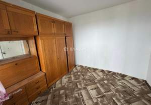 3-к квартира, вторичка, 52м2, 9/9 этаж