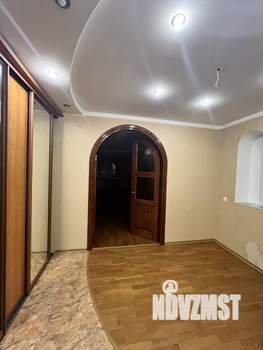 3-к квартира, вторичка, 101м2, 1/5 этаж